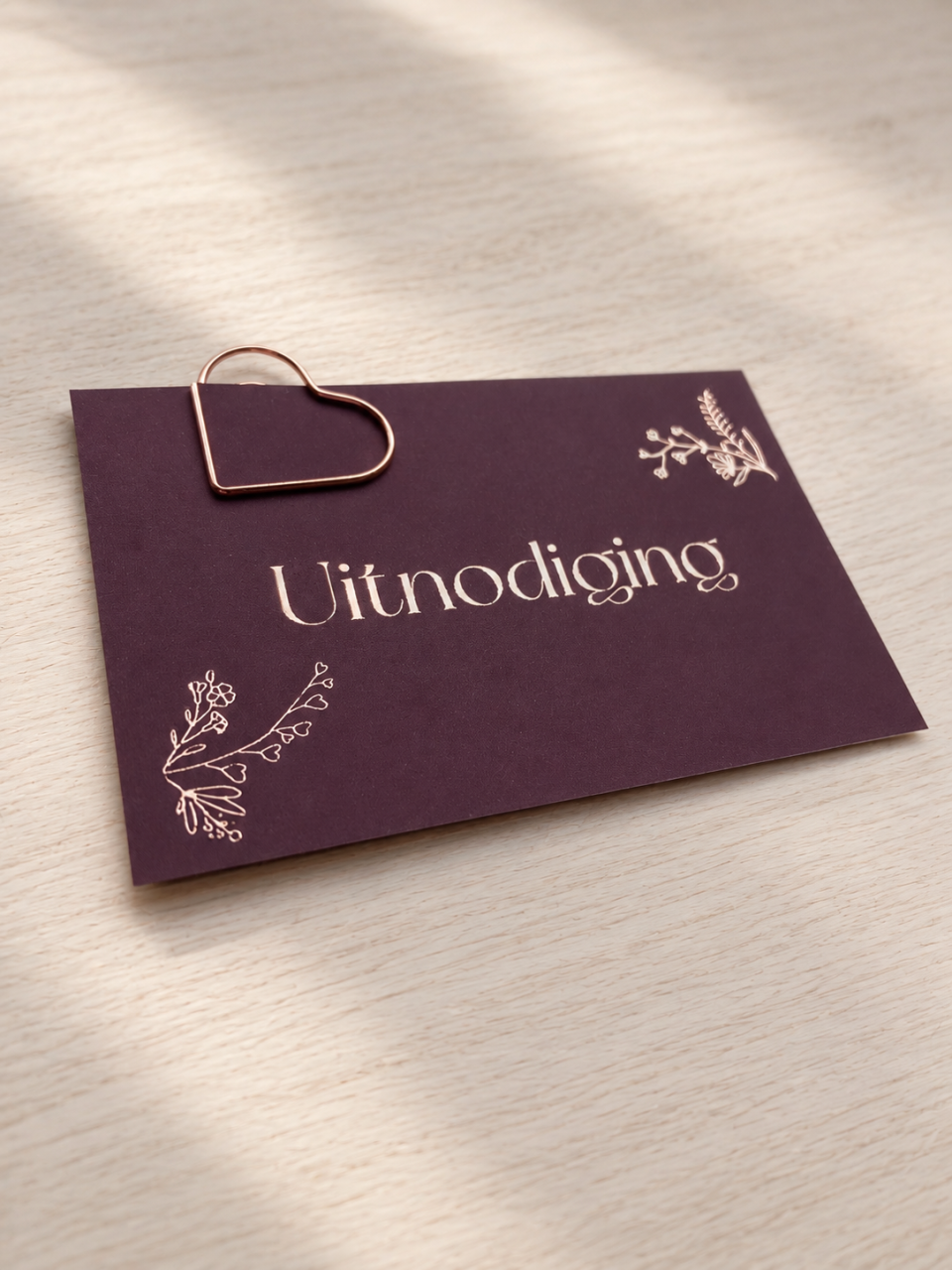 Geboortekaartje uitnodiging paperclip hartje foliedruk rose goud
